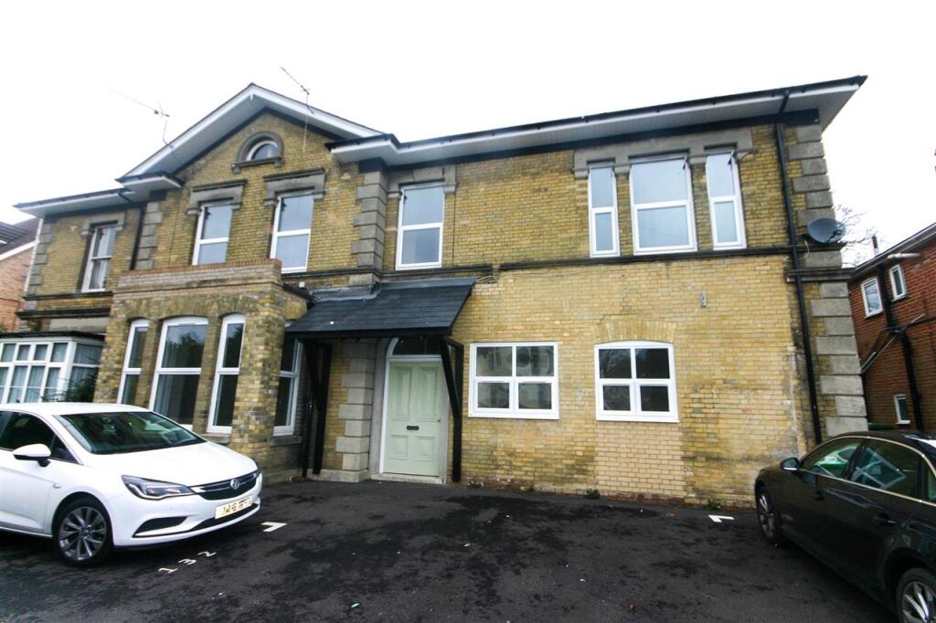 3 bed Annexe for rent in Southampton. From Aspire Estate Agents - Shirley