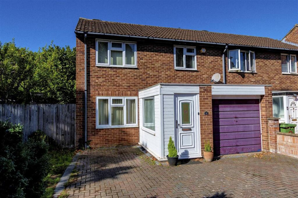 3 bed End of Terrace for rent in Southampton. From Aspire Estate Agents - Shirley