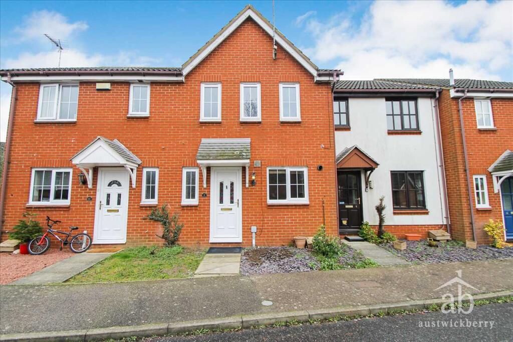 3 bed Mid Terraced House for rent in Brightwell Heath. From Austwick Berry Estate Agents - Kesgrave