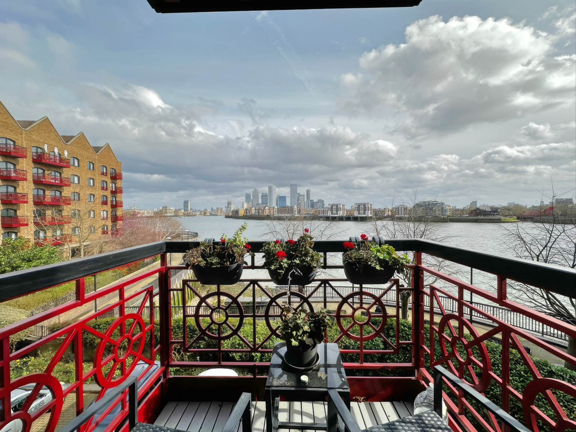 1 bed 1st Floor Flat for rent in London. From Austin Chambers And Co