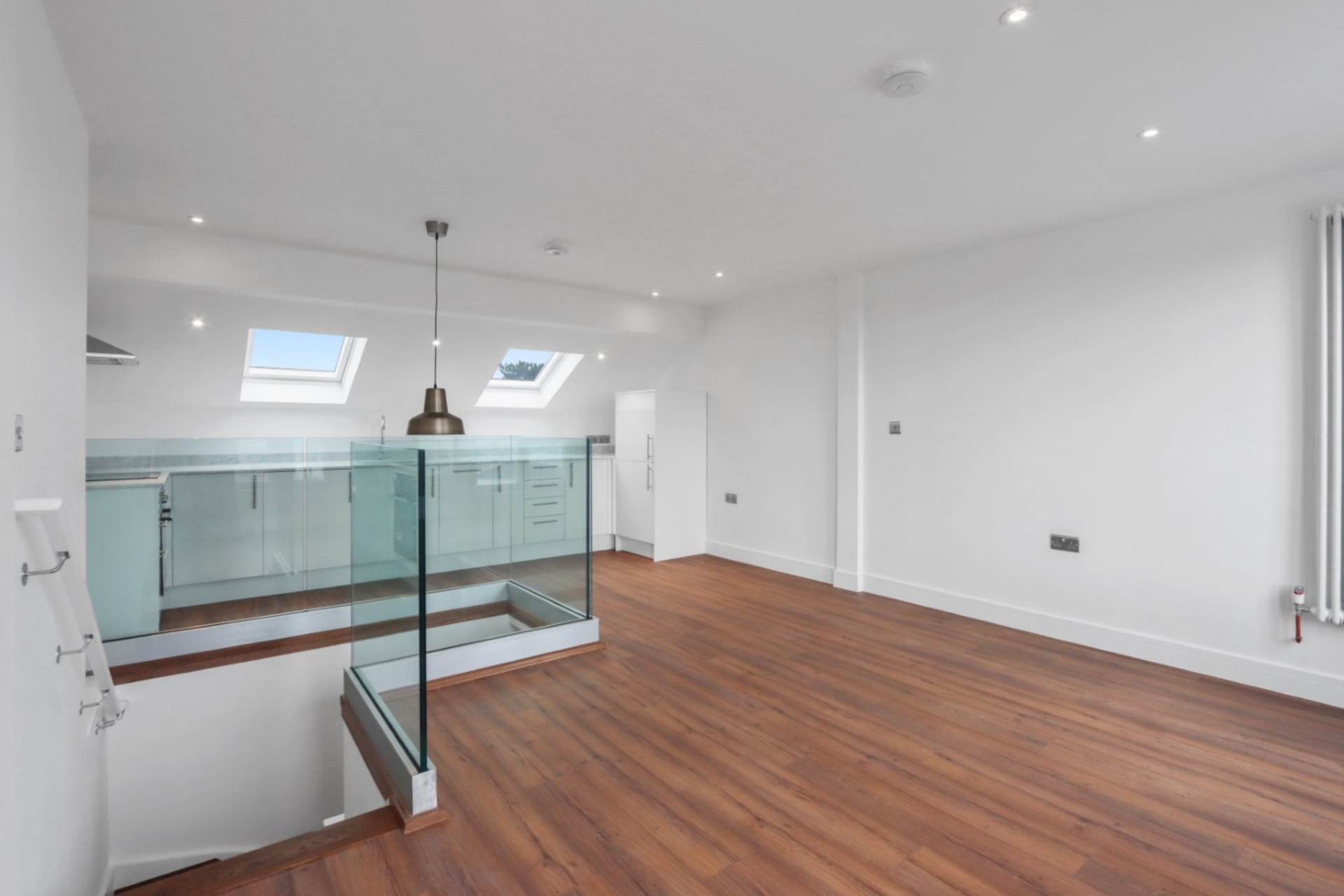 1 bed 1st Floor Flat for rent in Hoddesdon. From Austin Chambers And Co