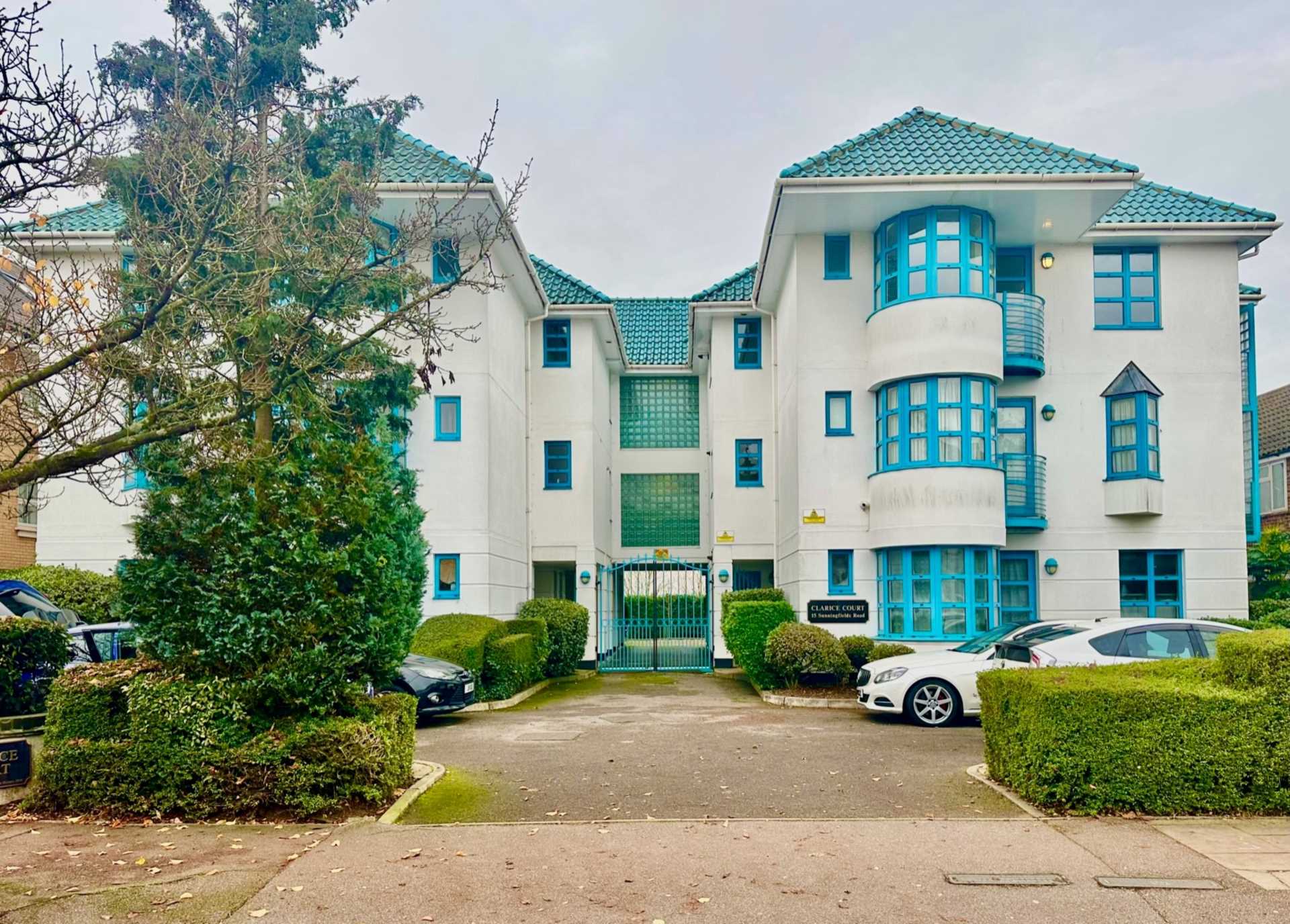 2 bed 1st Floor Flat for rent in London. From Austin Chambers And Co