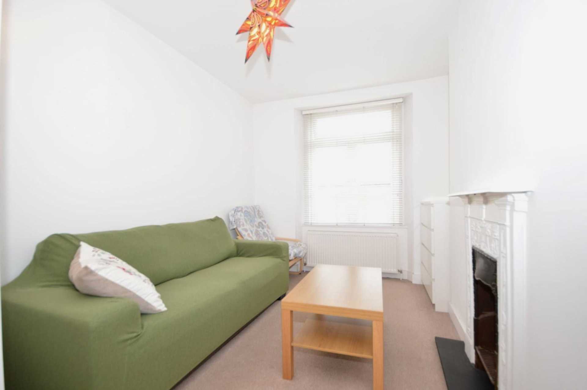 1 bed 1st Floor Flat for rent in London. From Austin Chambers And Co