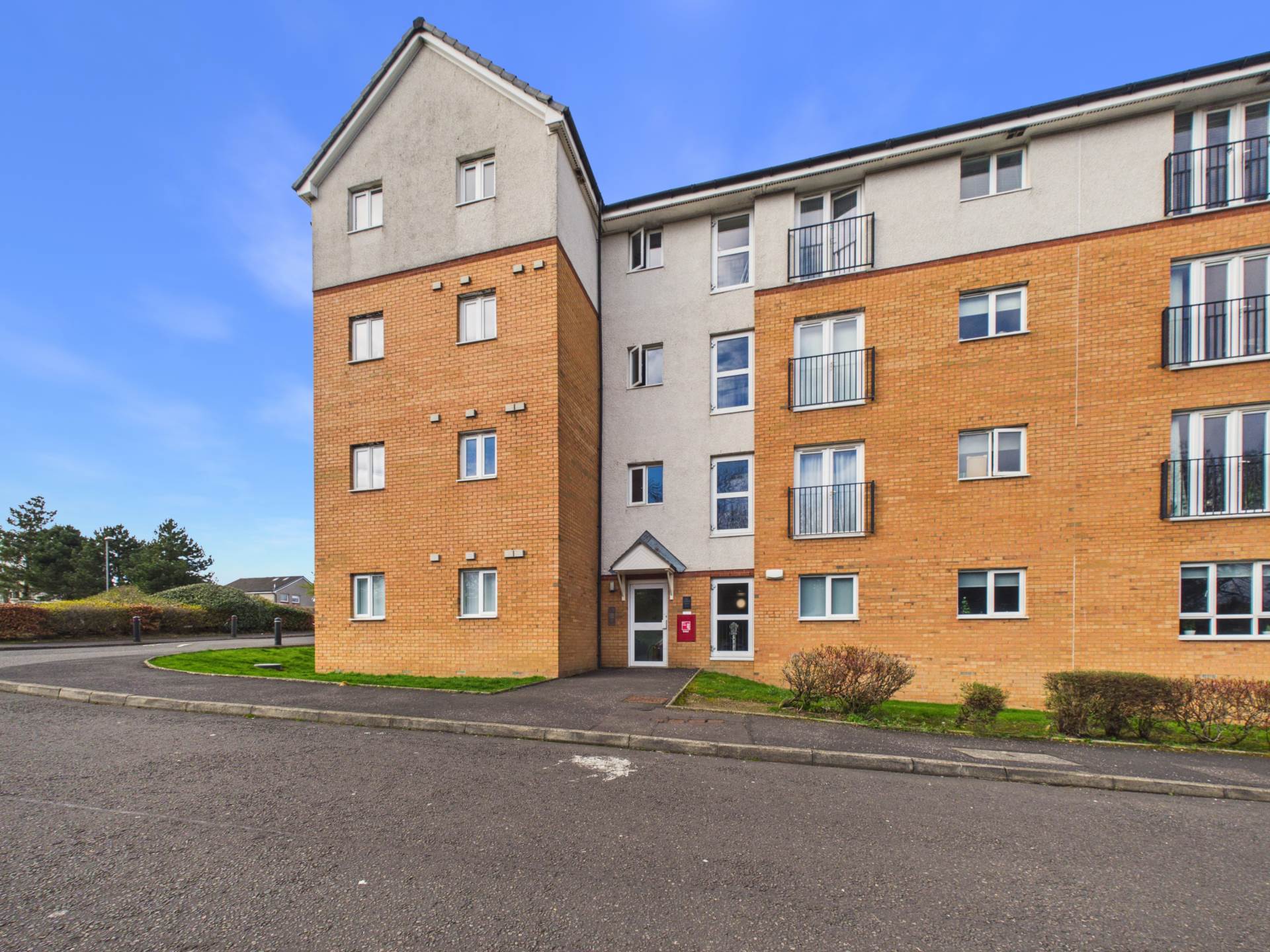 2 bed 1st Floor Flat for rent in Glasgow. From AVJ Homes