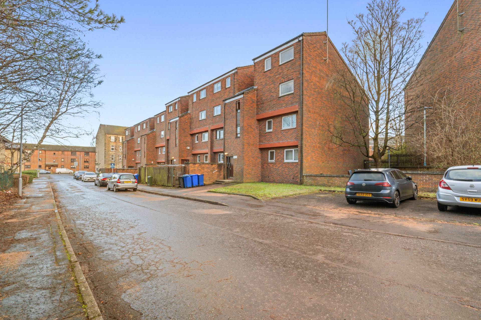 2 bed 1st Floor Flat for rent in Paisley. From AVJ Homes