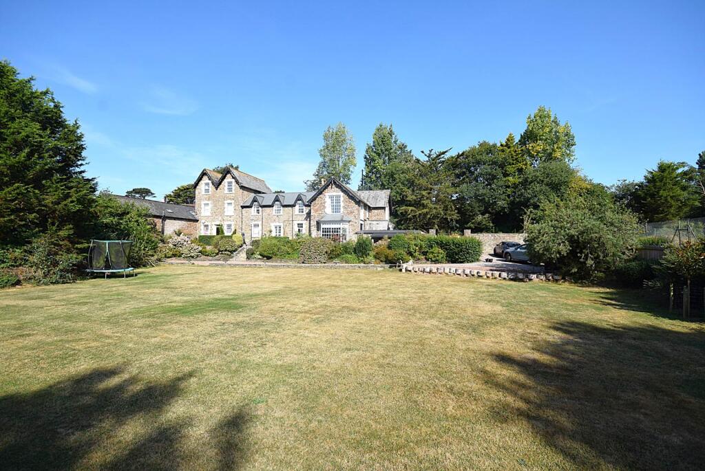 3 bed Semi Detached for rent in Northam. From Bond Oxborough Phillips - Bideford 3 bed Semi Detached for rent in Northam. From Bond Oxborough Phillips - Bideford