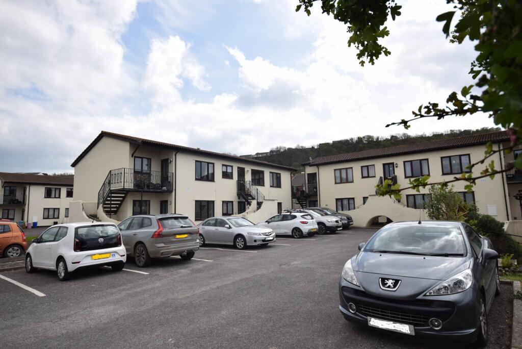 2 bed Apartment for rent in Bideford. From Bond Oxborough Phillips - Bideford
