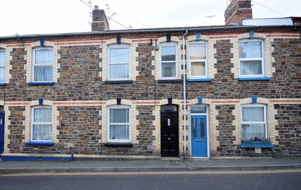 3 bed Detached for rent in Appledore. From Bond Oxborough Phillips - Bideford 3 bed Detached for rent in Appledore. From Bond Oxborough Phillips - Bideford