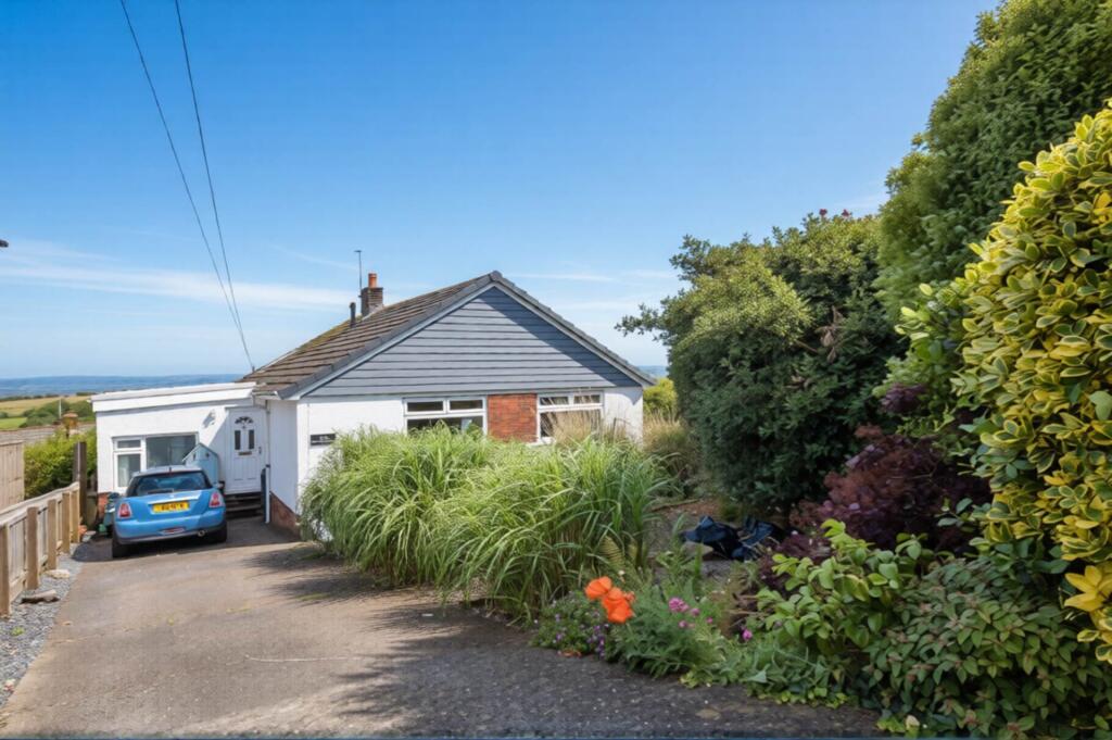 2 bed Bungalow for rent in Northam. From Bond Oxborough Phillips - Bideford 2 bed Bungalow for rent in Northam. From Bond Oxborough Phillips - Bideford