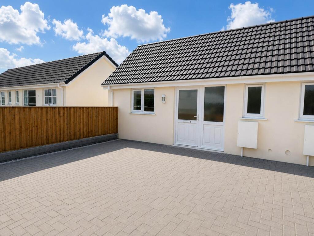 3 bed Semi Detached for rent in Great Torrington. From Bond Oxborough Phillips - Bideford 3 bed Semi Detached for rent in Great Torrington. From Bond Oxborough Phillips - Bideford