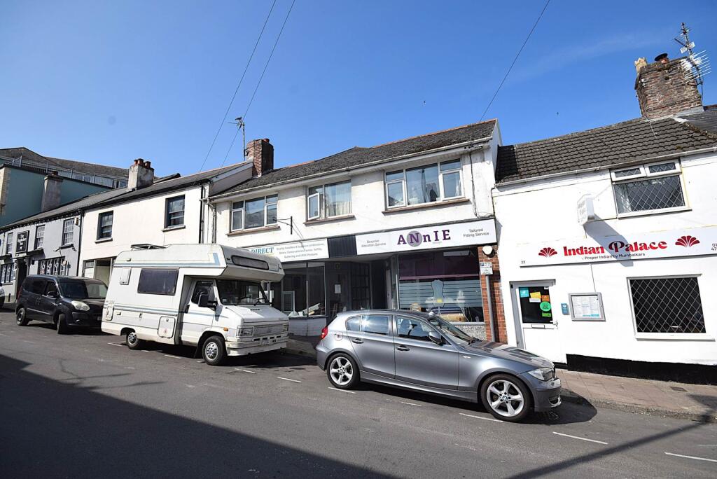 1 bed 1st Floor Flat for rent in Bideford. From Bond Oxborough Phillips - Bideford 1 bed 1st Floor Flat for rent in Bideford. From Bond Oxborough Phillips - Bideford