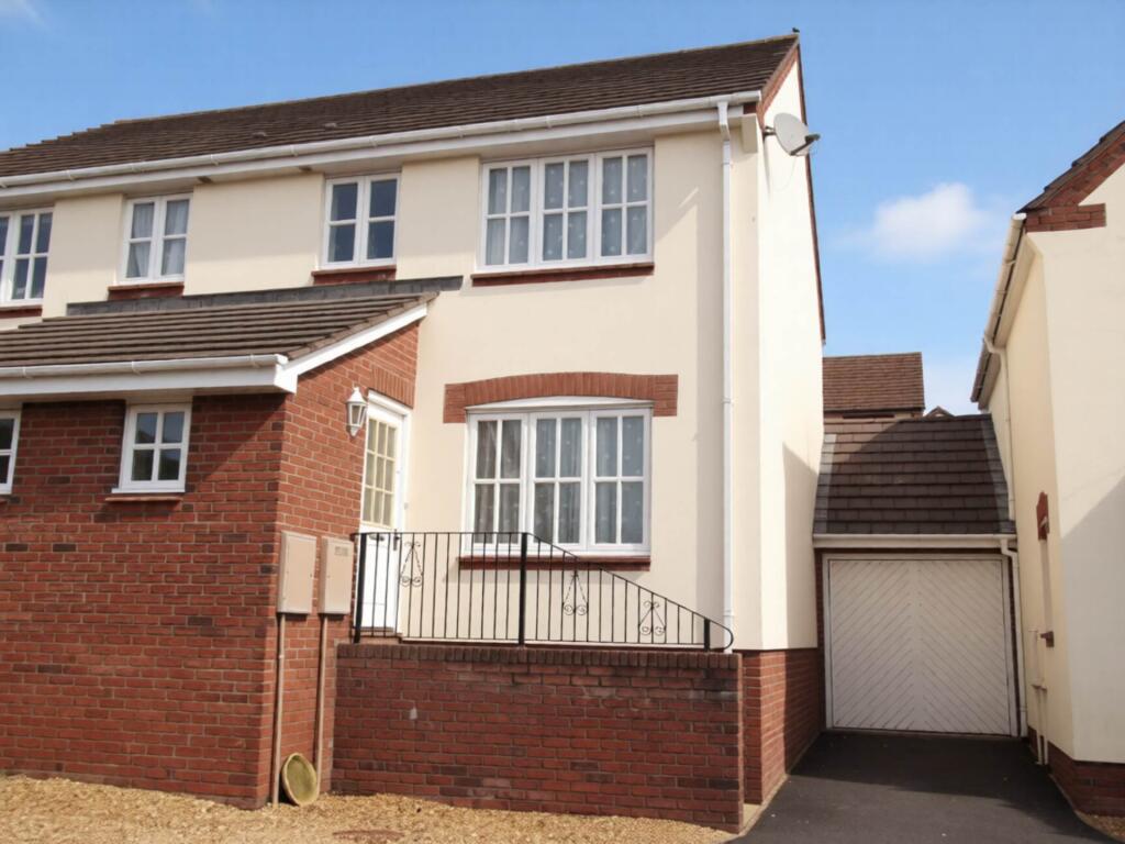 3 bed Detached for rent in Bideford. From Bond Oxborough Phillips - Bideford 3 bed Detached for rent in Bideford. From Bond Oxborough Phillips - Bideford