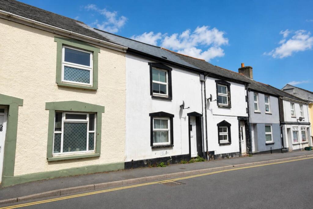 2 bed Mid Terraced House for rent in Bideford. From Bond Oxborough Phillips - Bideford 2 bed Mid Terraced House for rent in Bideford. From Bond Oxborough Phillips - Bideford