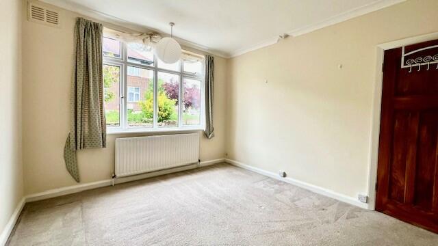 2 bed Flat for rent in Woodford. From Bairstow Eves - Lettings - South Woodford