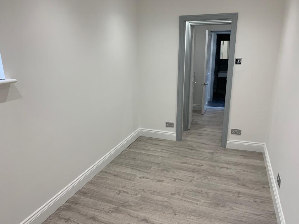 4 bed Apartment for rent in Woodford. From Bairstow Eves - Lettings - South Woodford