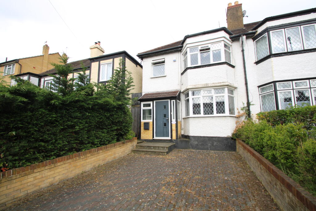 3 bed Detached House for rent in Croydon. From Bairstow Eves - Lettings - East Croydon
