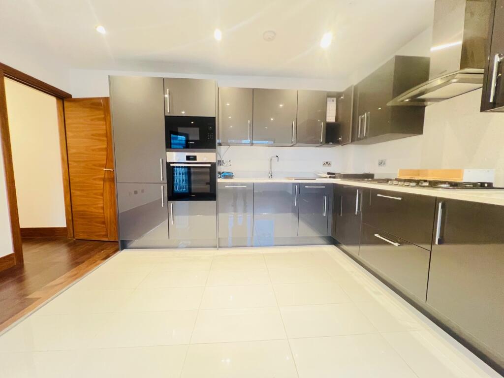 2 bed Apartment for rent in Croydon. From Bairstow Eves - Lettings - East Croydon