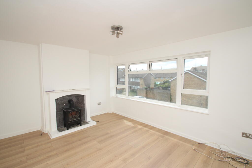 2 bed 1st Floor Flat for rent in Keston. From Bairstow Eves - Lettings - East Croydon