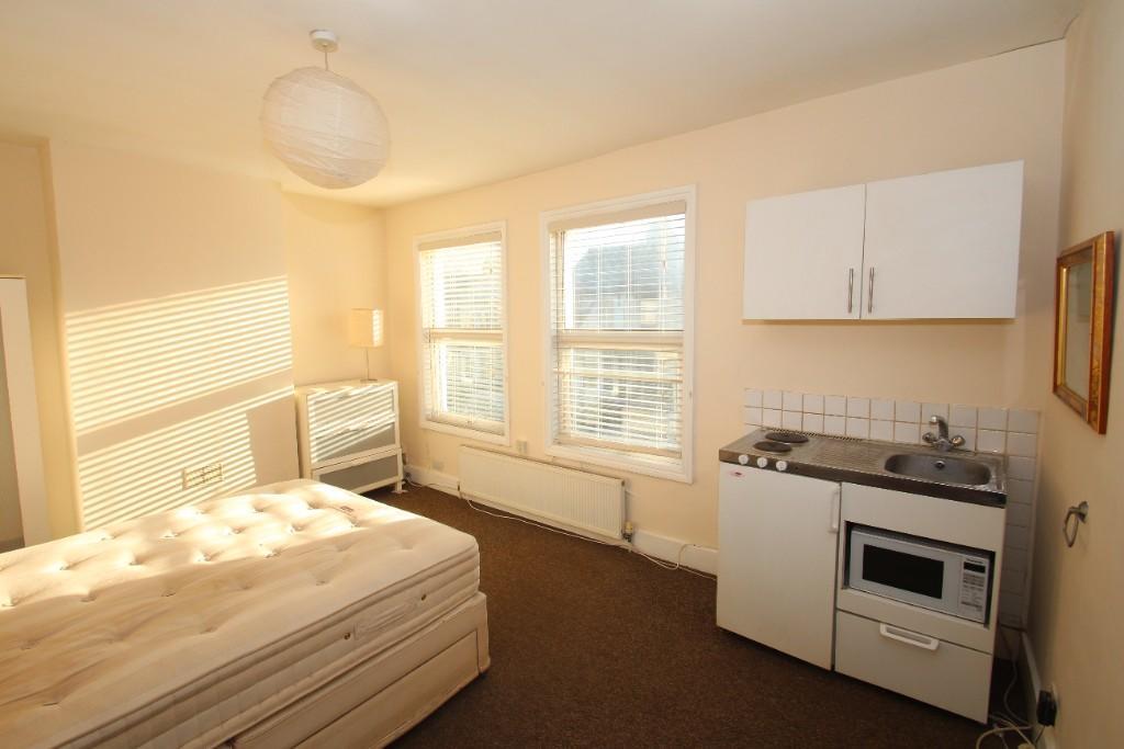 1 bed Detached for rent in Croydon. From Bairstow Eves - Lettings - East Croydon