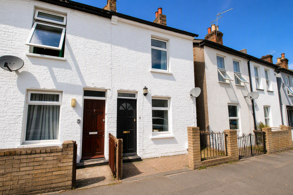 3 bed Mid Terraced House for rent in Croydon. From Bairstow Eves - Lettings - East Croydon