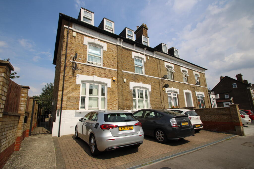 2 bed 1st Floor Flat for rent in Croydon. From Bairstow Eves - Lettings - East Croydon