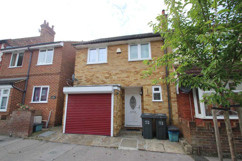 3 bed End of Terrace for rent in Croydon. From Bairstow Eves - Lettings - East Croydon