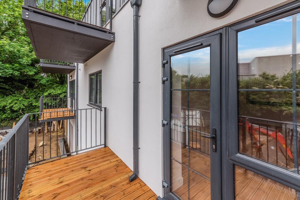 2 bed 1st Floor Flat for rent in Wallington. From Bairstow Eves - Lettings - East Croydon 2 bed 1st Floor Flat for rent in Wallington. From Bairstow Eves - Lettings - East Croydon