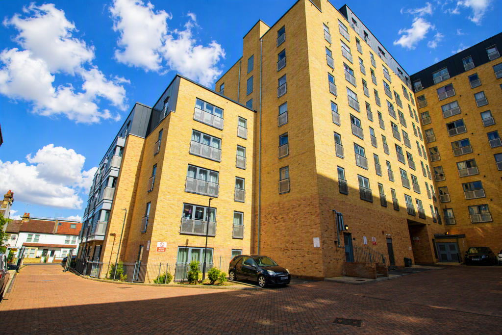 1 bed 1st Floor Flat for rent in Croydon. From Bairstow Eves - Lettings - East Croydon 1 bed 1st Floor Flat for rent in Croydon. From Bairstow Eves - Lettings - East Croydon