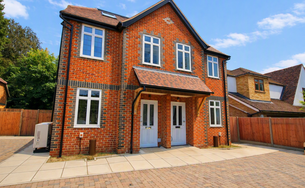 3 bed Detached for rent in Farleigh. From Bairstow Eves - Lettings - East Croydon