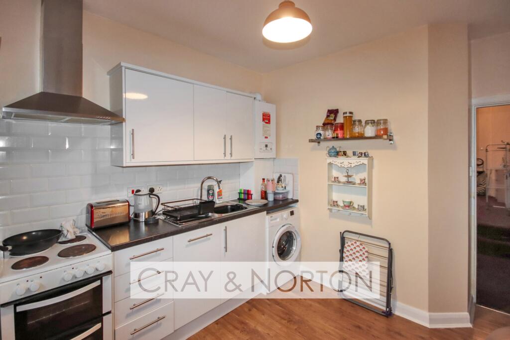 1 bed 1st Floor Flat for rent in Croydon. From Cray & Norton Estate Agents - Croydon