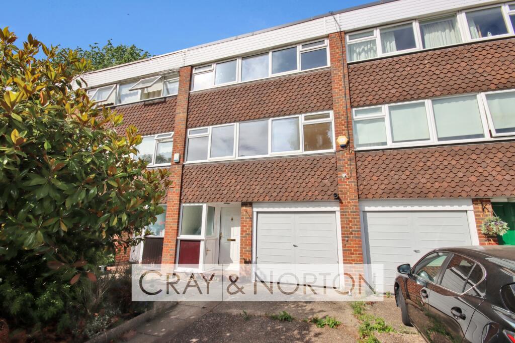 4 bed Town House for rent in Croydon. From Cray & Norton Estate Agents - Croydon 4 bed Town House for rent in Croydon. From Cray & Norton Estate Agents - Croydon