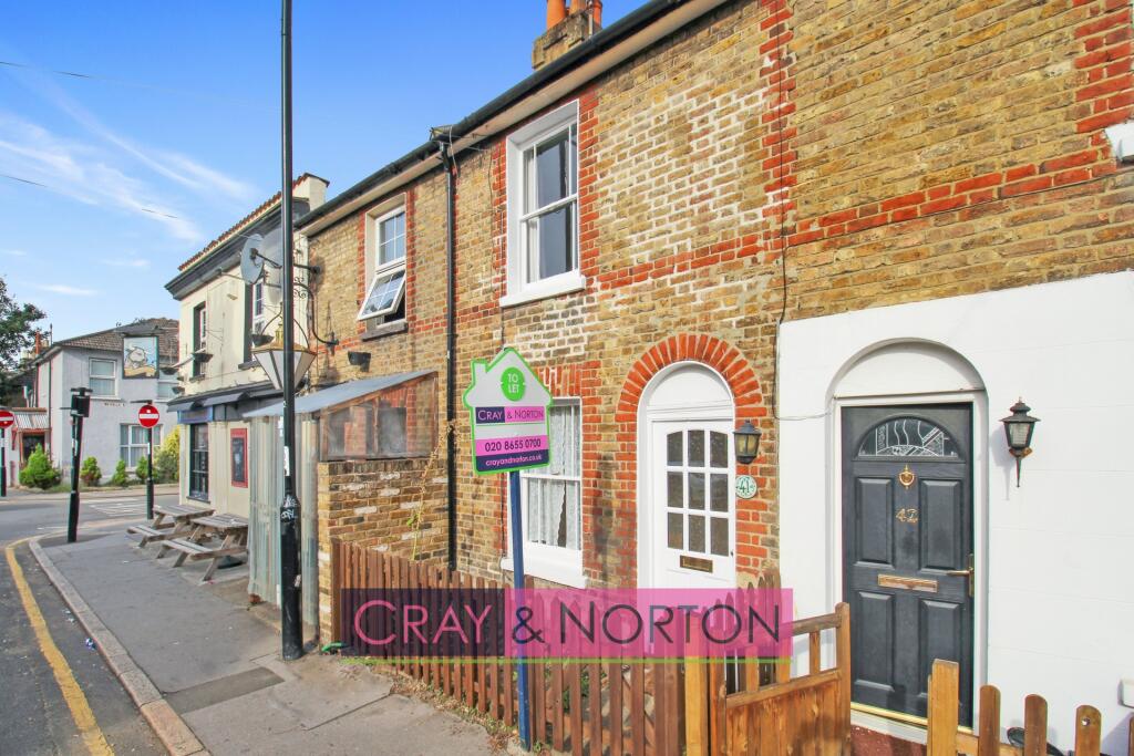 2 bed Detached for rent in Croydon. From Cray & Norton Estate Agents - Croydon 2 bed Detached for rent in Croydon. From Cray & Norton Estate Agents - Croydon