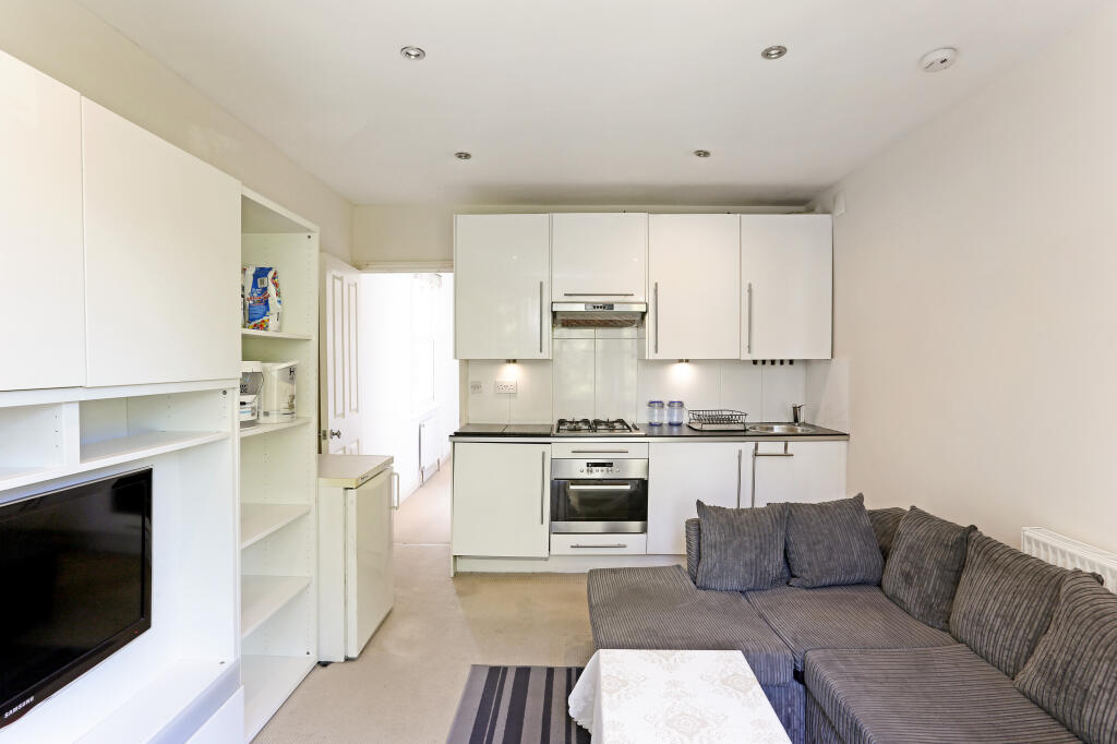 1 bed Apartment for rent in Streatham. From Bairstow Eves - Lettings - Battersea