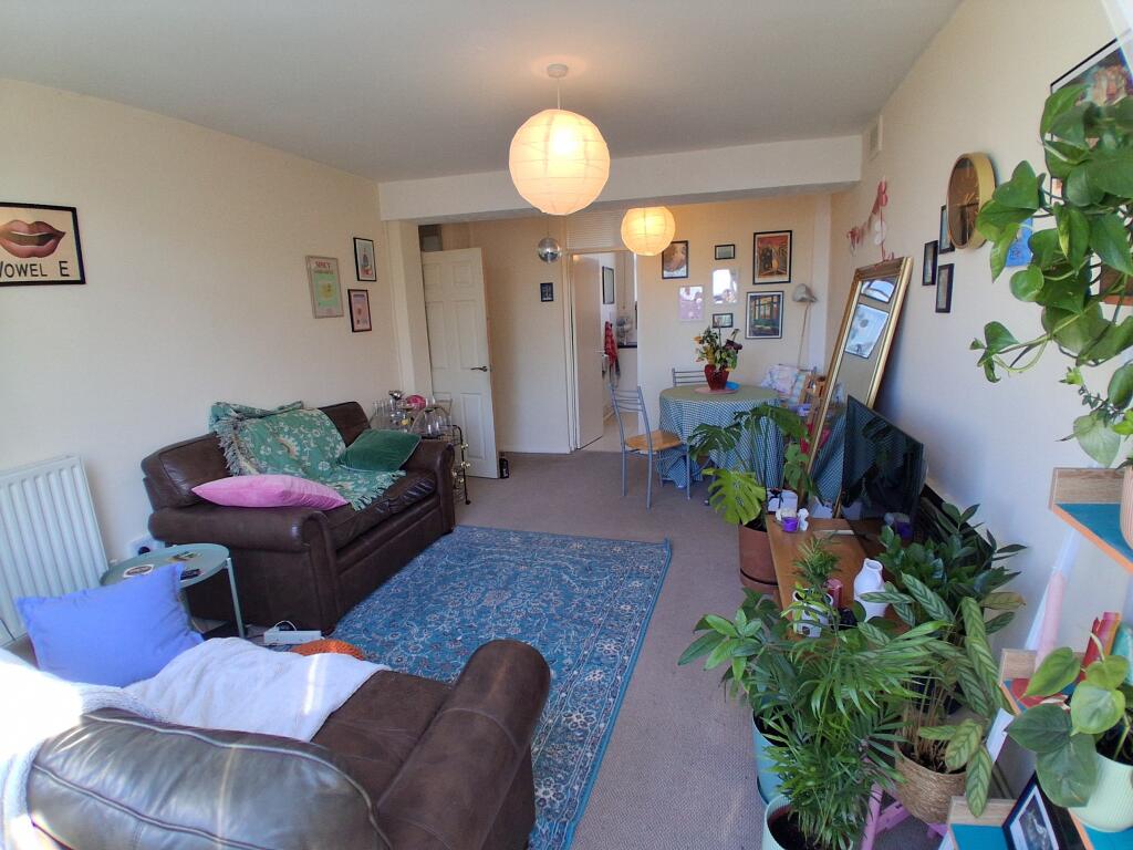 2 bed Apartment for rent in Clapham. From Bairstow Eves Lettings - Battersea 2 bed Apartment for rent in Clapham. From Bairstow Eves Lettings - Battersea