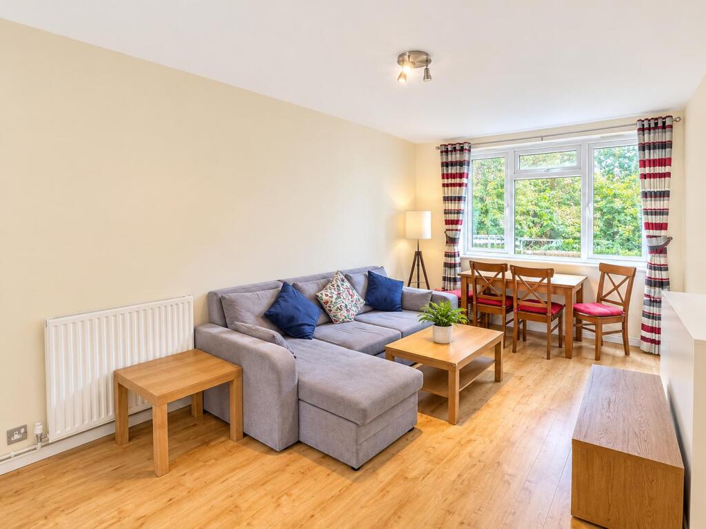 1 bed 1st Floor Flat for rent in Battersea. From Bairstow Eves Lettings - Battersea 1 bed 1st Floor Flat for rent in Battersea. From Bairstow Eves Lettings - Battersea