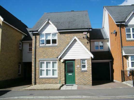 4 bed Detached House for rent in Chafford Hundred. From Bairstow Eves - Lettings - Chafford
