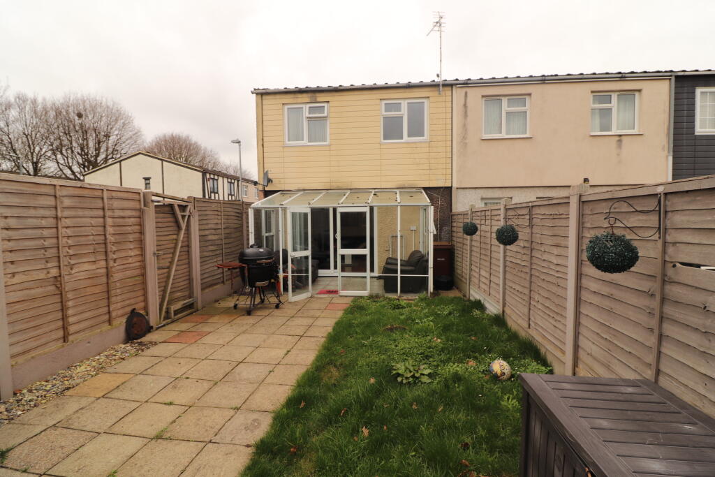 4 bed Detached House for rent in Aveley. From Bairstow Eves - Lettings - Chafford