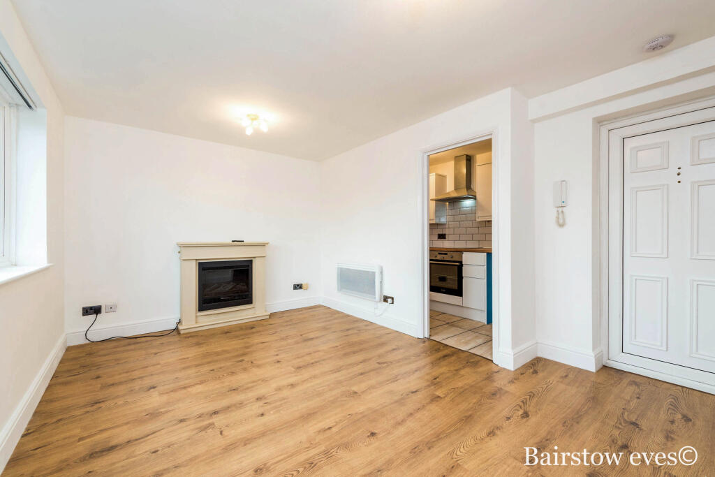 1 bed 1st Floor Flat for rent in Aveley. From Bairstow Eves - Lettings - Chafford