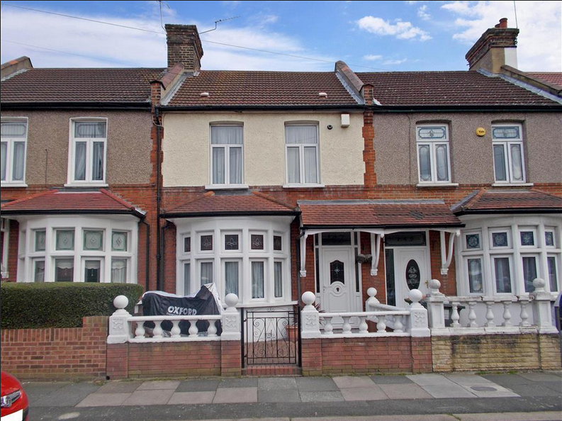 3 bed Detached House for rent in West Ham. From Bairstow Eves - Lettings - Stratford