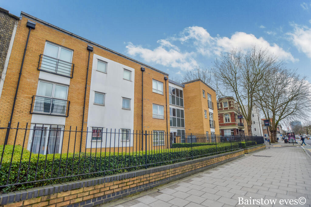 2 bed Apartment for rent in Stratford. From Bairstow Eves - Lettings - Stratford