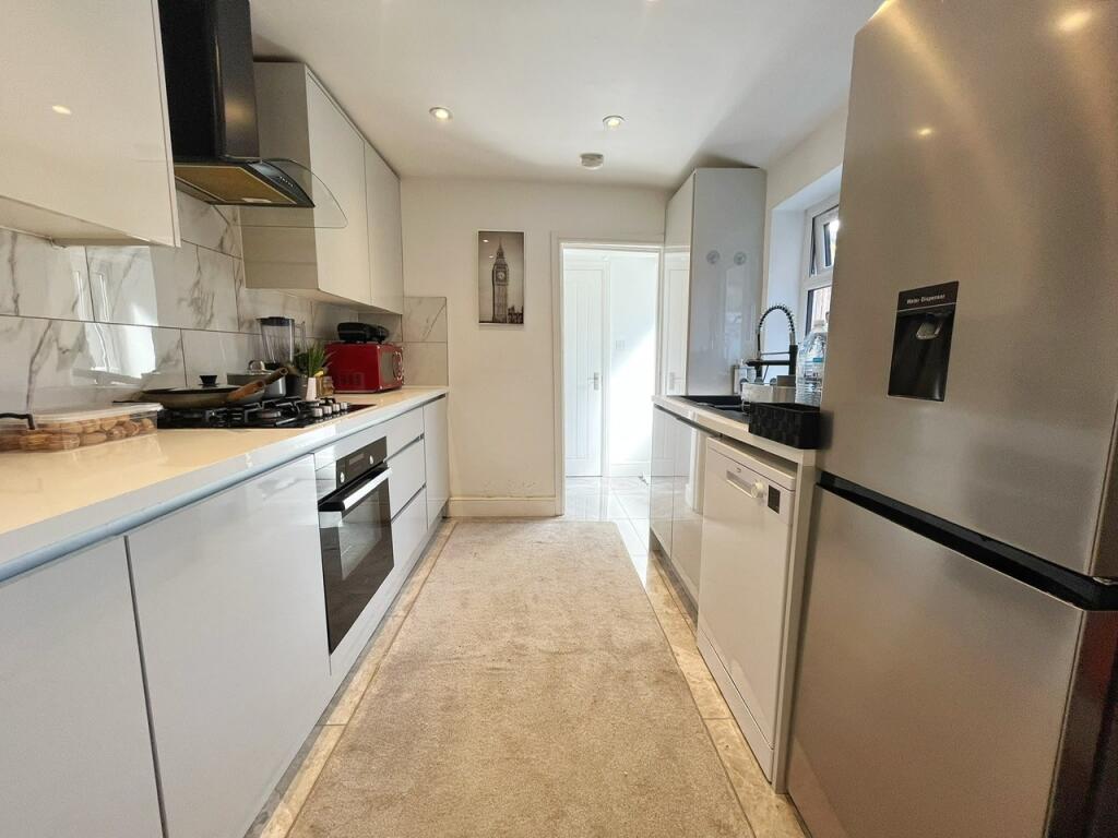 2 bed Detached for rent in West Ham. From Bairstow Eves - Lettings - Stratford 2 bed Detached for rent in West Ham. From Bairstow Eves - Lettings - Stratford