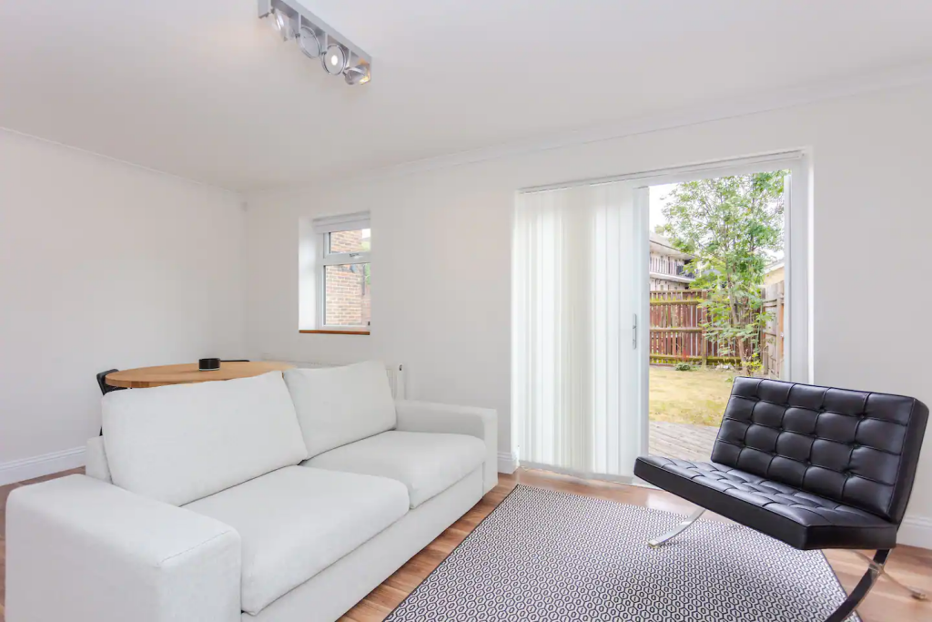 3 bed Detached for rent in Stratford. From Bairstow Eves - Lettings - Stratford 3 bed Detached for rent in Stratford. From Bairstow Eves - Lettings - Stratford