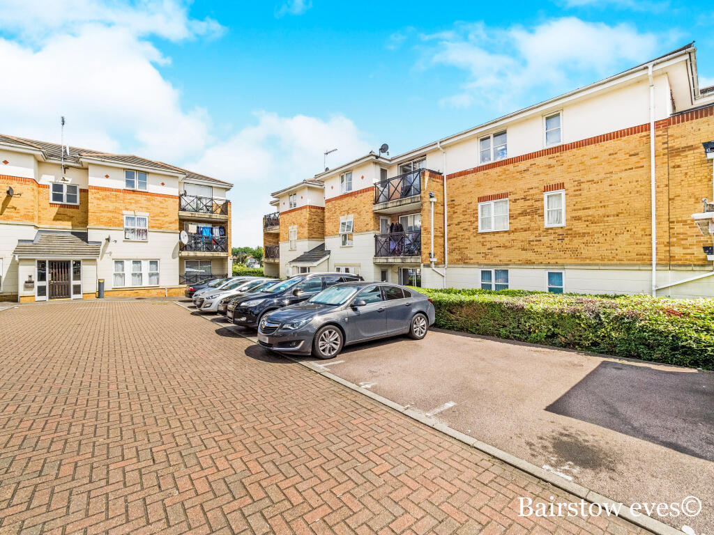 2 bed 1st Floor Flat for rent in Barking. From Bairstow Eves - Barking