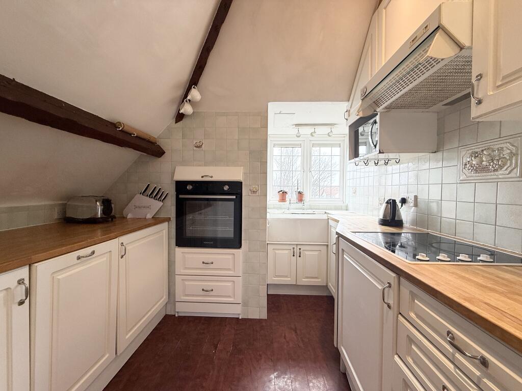 2 bed 1st Floor Flat for rent in Barking. From Bairstow Eves - Barking