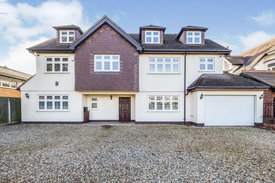 6 bed Detached House for rent in Hornchurch. From Bairstow Eves - Lettings - Hornchurch