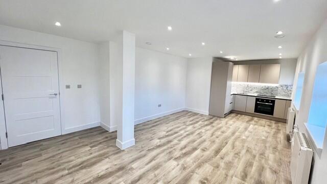 1 bed 1st Floor Flat for rent in Dagenham. From Bairstow Eves Lettings - Hornchurch