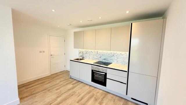 2 bed 1st Floor Flat for rent in Dagenham. From Bairstow Eves Lettings - Hornchurch
