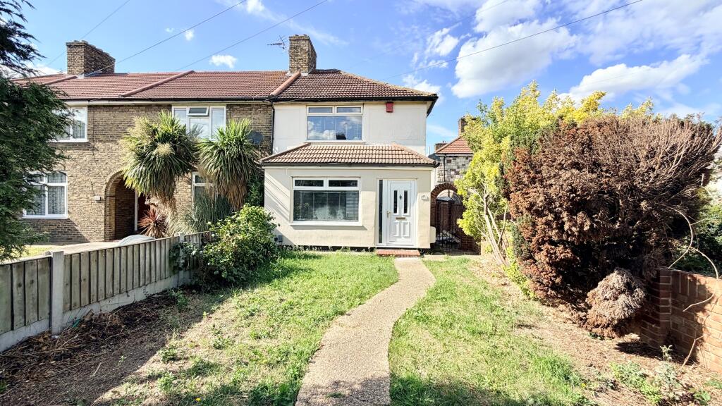 2 bed Detached for rent in Dagenham. From Bairstow Eves Lettings - Hornchurch