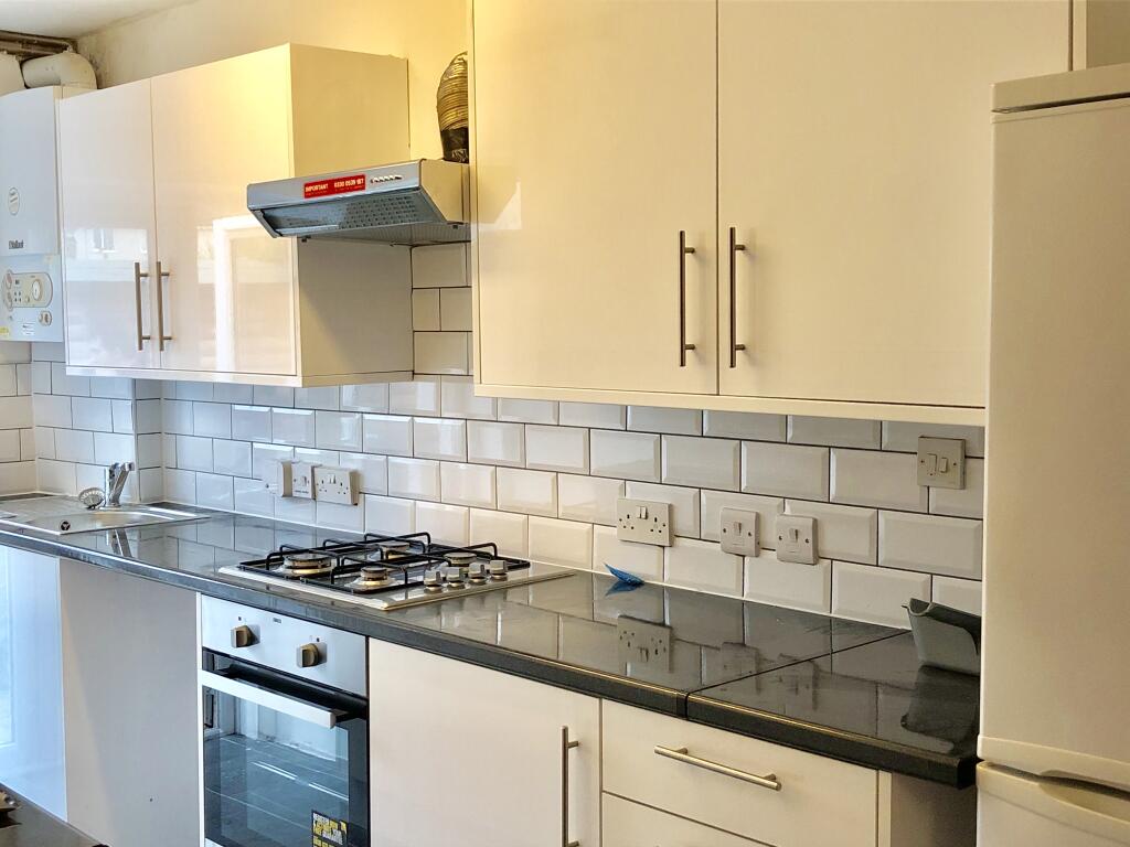 2 bed Detached for rent in Dagenham. From Bairstow Eves Lettings - Romford 2 bed Detached for rent in Dagenham. From Bairstow Eves Lettings - Romford