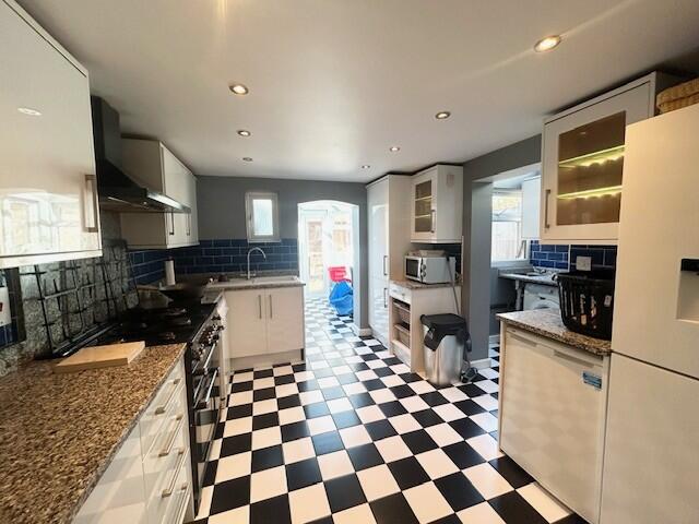 4 bed Detached for rent in South Weald. From Bairstow Eves Lettings - Romford
